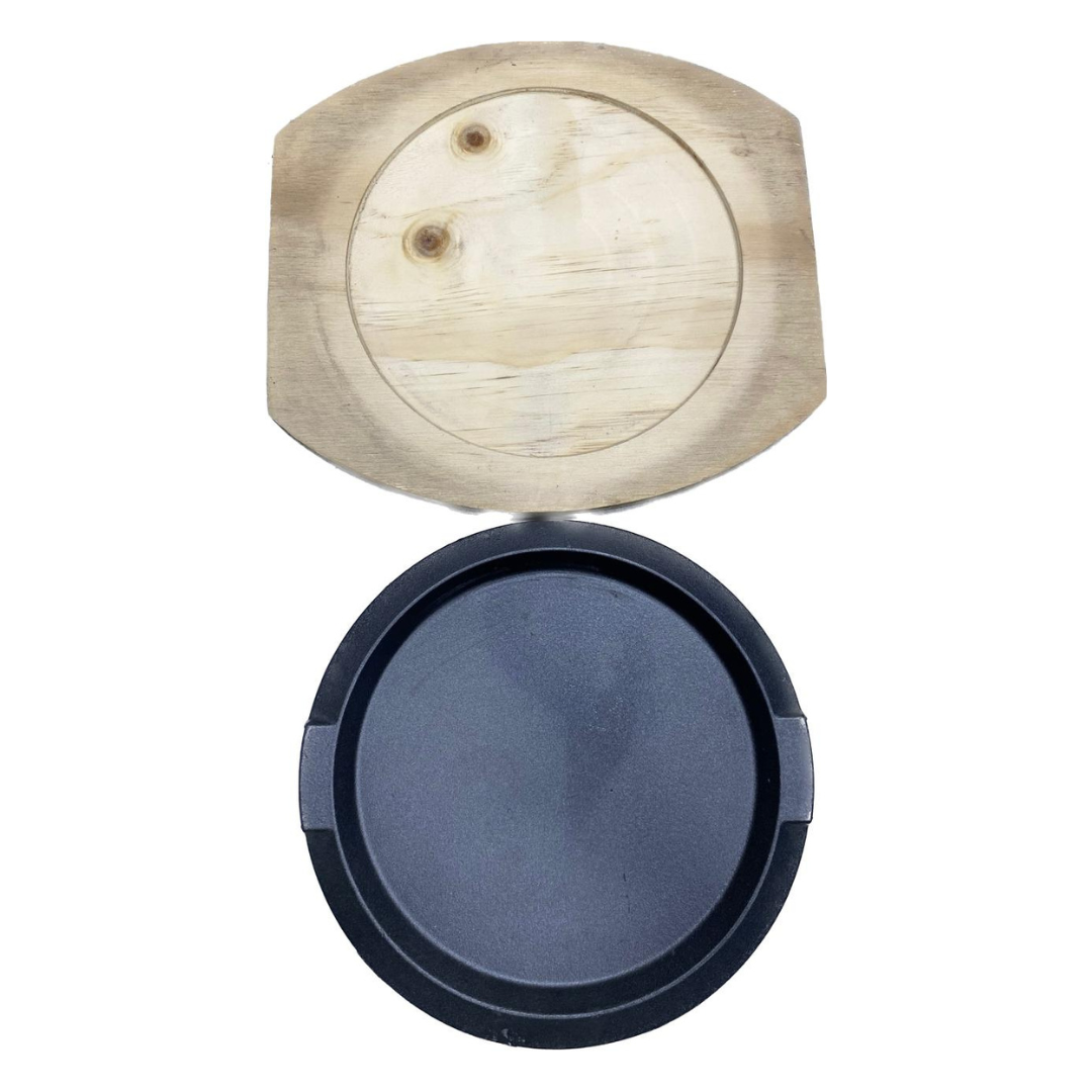 Plato de Hierro Fundido 23cm Base Madera - Imagen 2